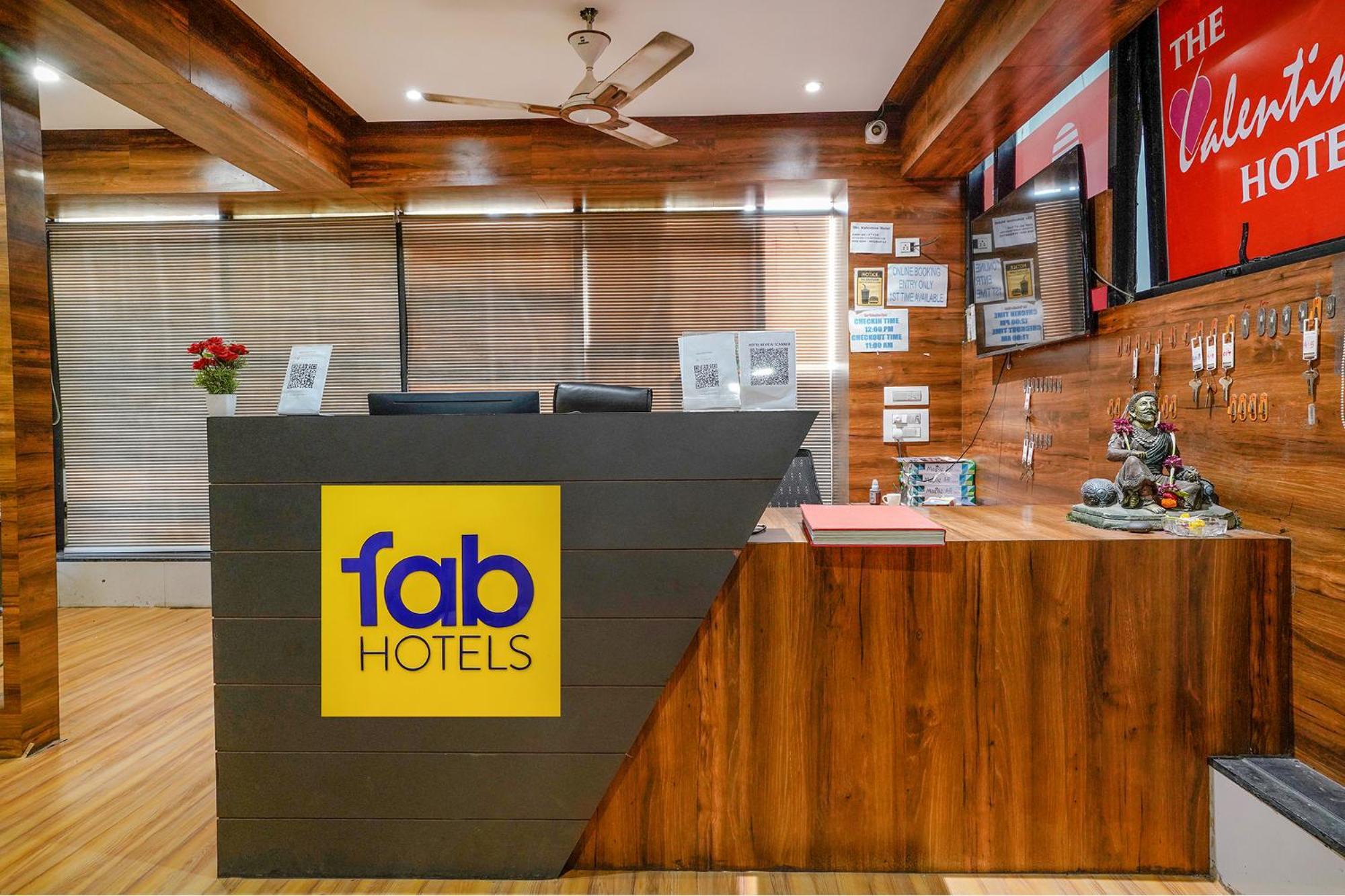 Fabhotel The Valentine - Udhna Road Surat Eksteriør bilde
